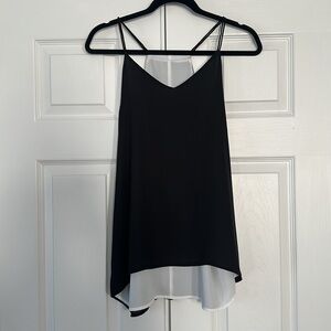 New York & Company Reversible Black and White Top Size Medium NWT